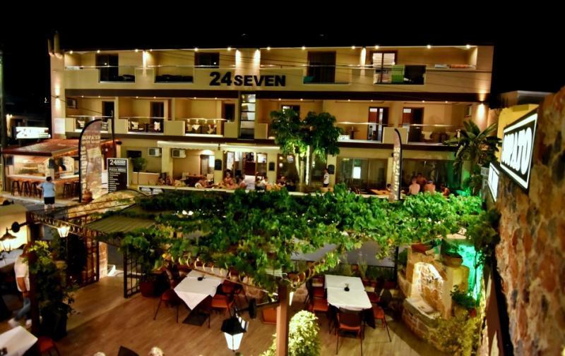 24 Seven Boutique Hotel Malia  Bagian luar foto
