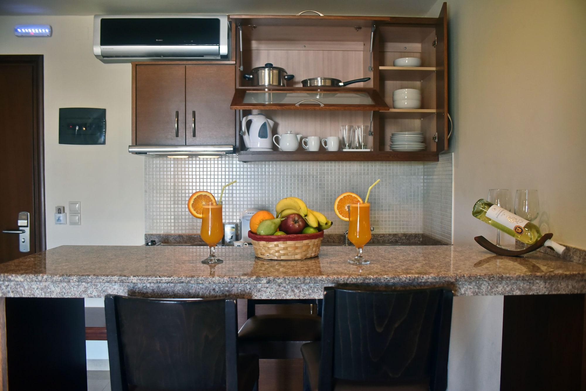 24 Seven Boutique Hotel Malia  Bagian luar foto