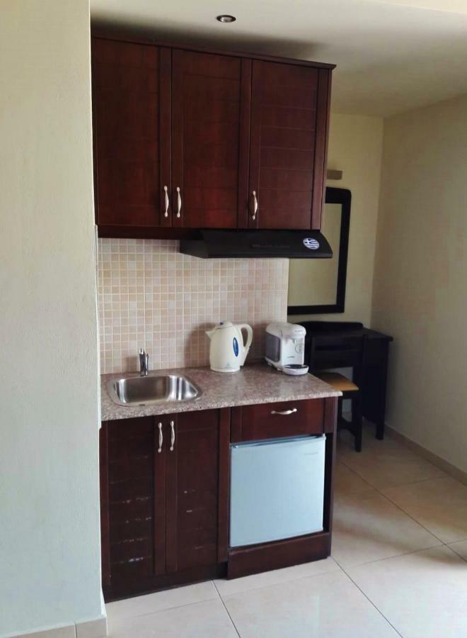 24 Seven Boutique Hotel Malia  Bagian luar foto