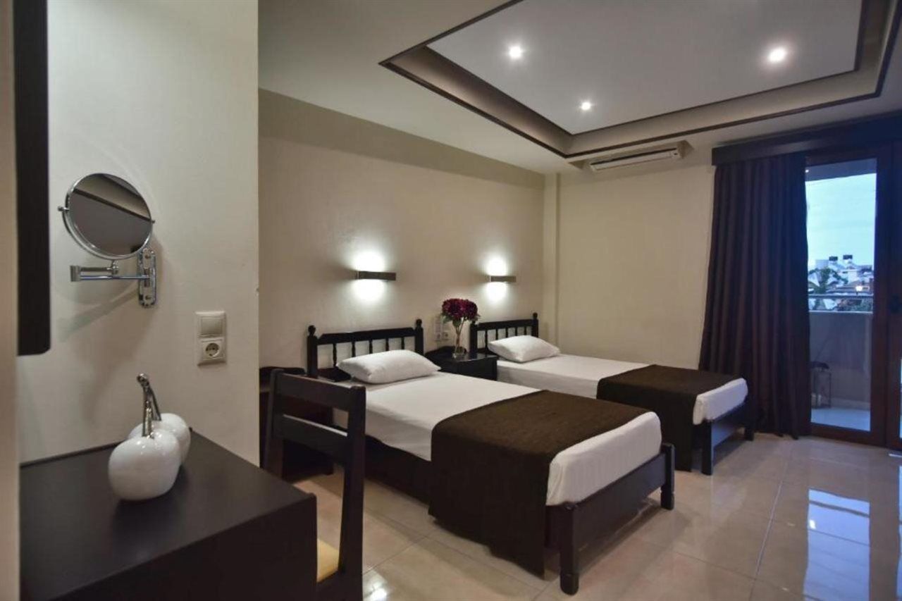 24 Seven Boutique Hotel Malia  Bagian luar foto
